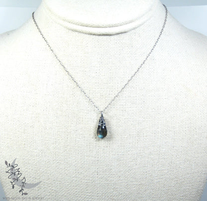 Dainty Labradorite Necklace · Sterling Silver Petite Labradorite Pendant